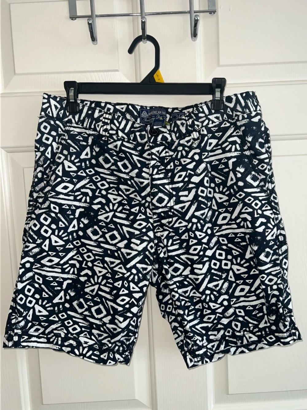 Mens American Rag Black & White Geometric Print Board Swim Shorts‎